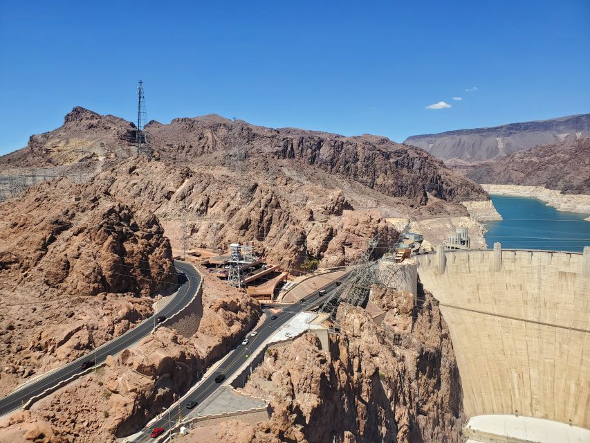 Las Vegas: Hoover Dam & Valley of Fire Day Trip with Brunch - Brunch at the Bighorn Café