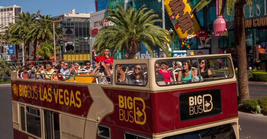 Las Vegas: Hop-on Hop-off Sightseeing Tour by Open-Top Bus - MGM Grand, the High Roller, and the central Strip