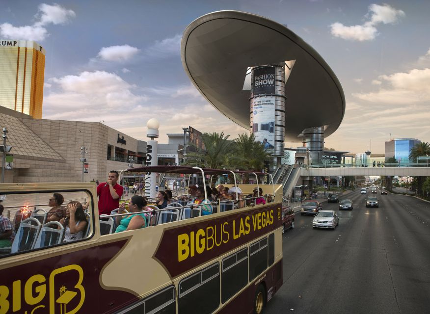 Las Vegas: Hop-on Hop-off Sightseeing Tour by Open-Top Bus - The Las Vegas Arts District and downtown route