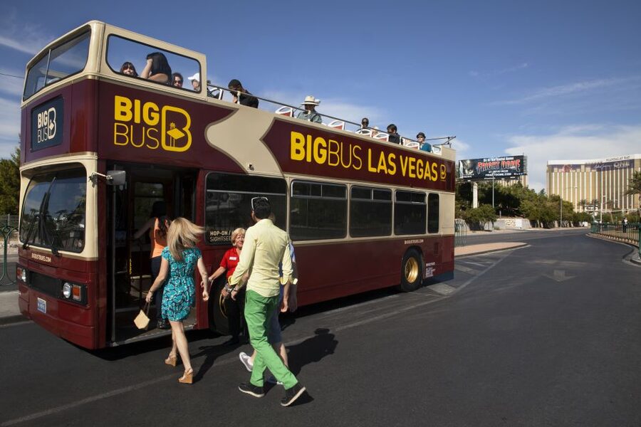 Las Vegas: Hop-on Hop-off Sightseeing Tour by Open-Top Bus - The open top: great views, real weather