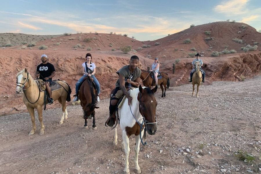 Las Vegas: Horseback Riding with Breakfast - Wildlife, plants, and wide-open views