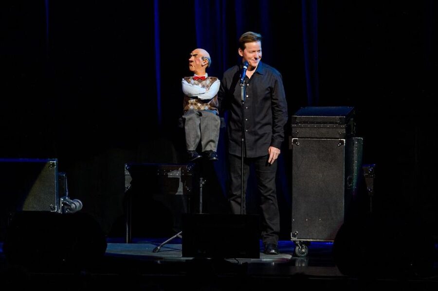 Las Vegas: Jeff Dunham - Artificial Intelligence - A practical plan for your Las Vegas night
