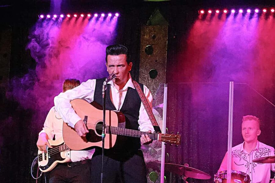 Las Vegas: Johnny Cash Tribute Show - What the $55 ticket buys you