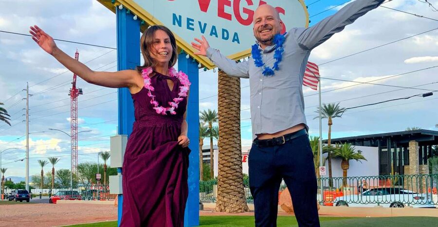 Las Vegas: Las Vegas Sign + 7 Magic Mountains + Photoshoot - Key details at a glance