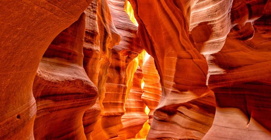 Las Vegas: Lower Antelope Canyon & Horseshoe Bend w/ Lunch - Lake Powell and Glen Canyon Views