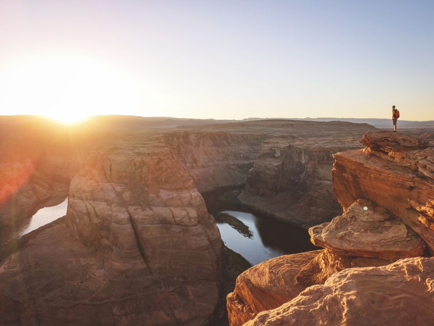 Las Vegas: Lower Antelope Canyon & Horseshoe Bend w/ Lunch - Entering the Slot Canyon With a Navajo Guide