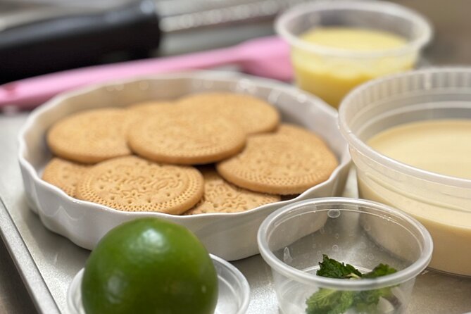 Las Vegas Mexican Salsa Cooking Experience with Celebrity Chef - Who will enjoy this Mexican cooking party