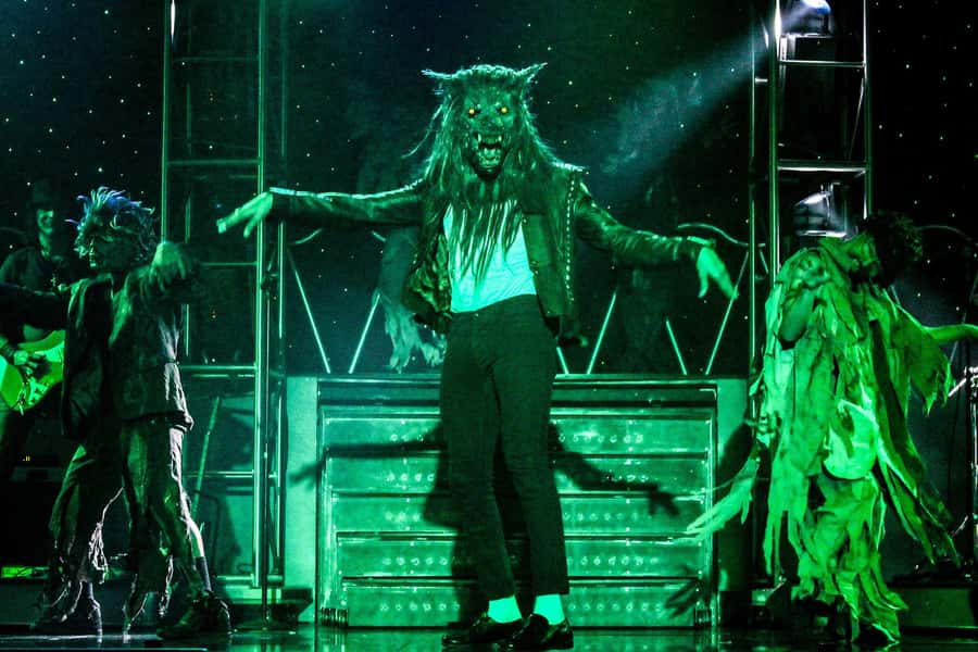 Las Vegas: MJ Live Show Tickets - What the ticket includes and what it is worth