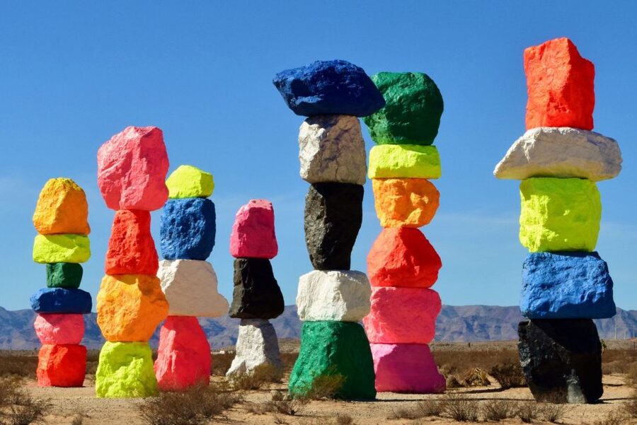 Las Vegas: Mojave, Red Rock Sign and 7 Magic Mountains Tour - How much value do you get for $89?