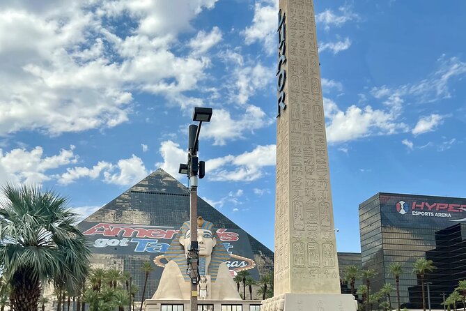 Las Vegas Neon and Secrets: Self-Guided Audio Tour - A self-guided route through two Las Vegases