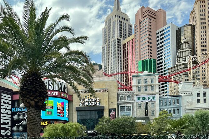 Las Vegas Neon and Secrets: Self-Guided Audio Tour - The High Roller changes your view of the Strip