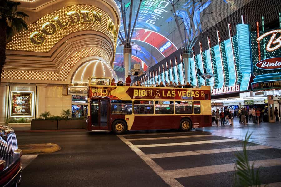 Las Vegas: Neon Museum Experience & Vegas Open-Top Bus Tour - Who should book this evening outing?