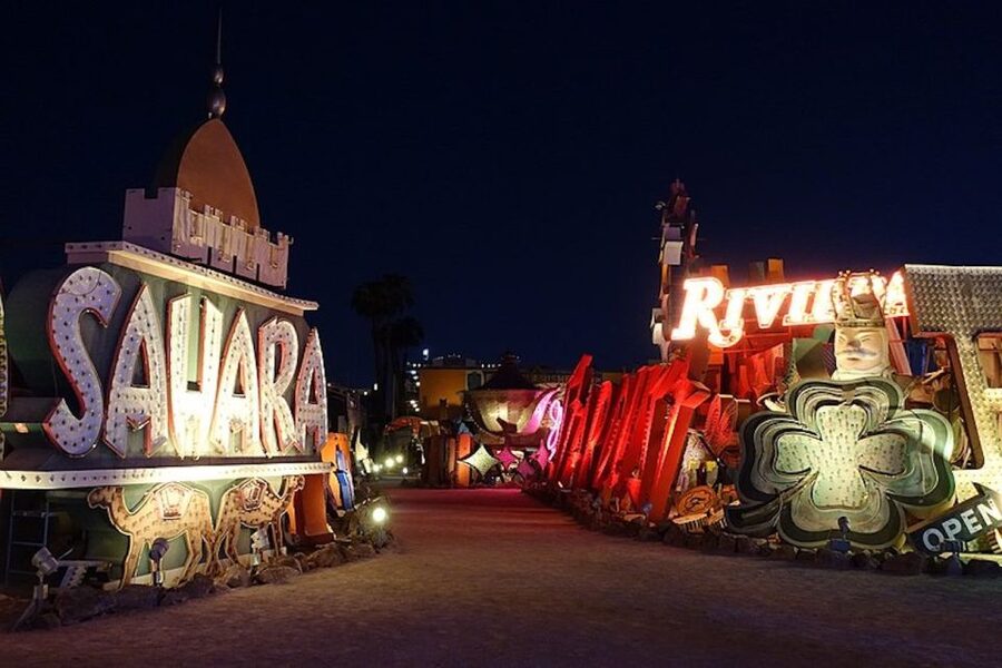 Las Vegas: Night Helicopter Flight and Neon Museum Tour - Is $199 a fair price?