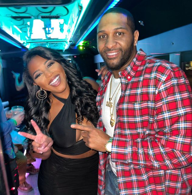 Las Vegas: Nightclub and Bar Crawl with Party Bus and Drinks - Who will get the most from this night out