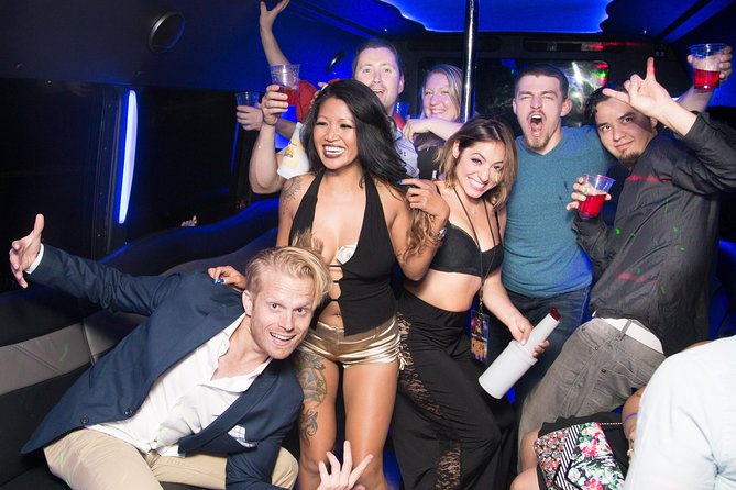 Las Vegas Nightclub or Pool Party Crawl with Luxury Party Bus - What the $99 Las Vegas club crawl really buys