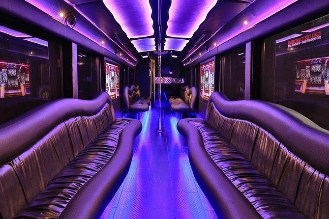 Las Vegas Nightclub VIP Entry with Party Bus - Choosing between Zouk and Hakkasan
