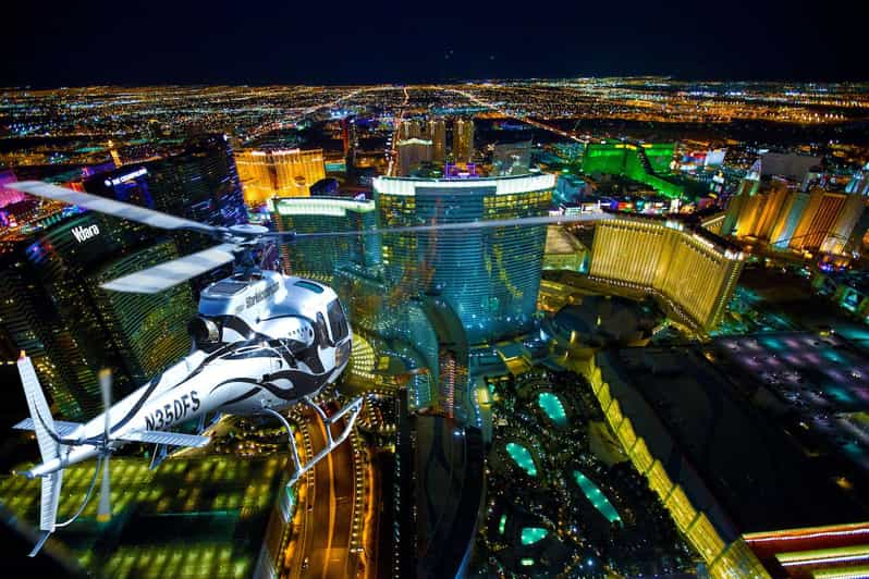 Las Vegas: Nighttime Helicopter Flight over the Strip - Seeing Las Vegas from above after dark