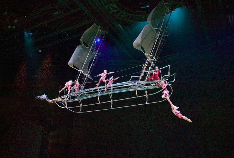 Las Vegas: “O” by Cirque du Soleil at Bellagio - Key points to know before you go