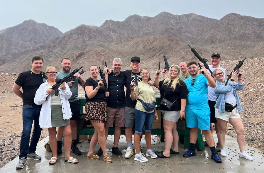 Las Vegas: Outdoor Shooting in Southern Nevada - Choosing between a Glock, AR-15, and .500 Magnum