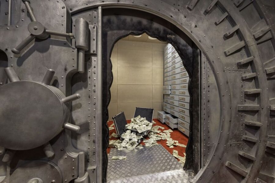 Las Vegas: PanIQ Escape Room at the Venetian Resort - Choosing between zombies, magic, and casino crime
