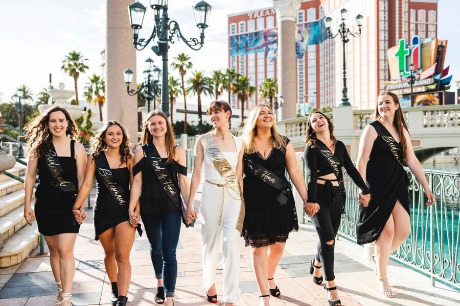Las Vegas: Personal Travel & Vacation Photographer - How the One to Three Hours Usually Fits Your Day