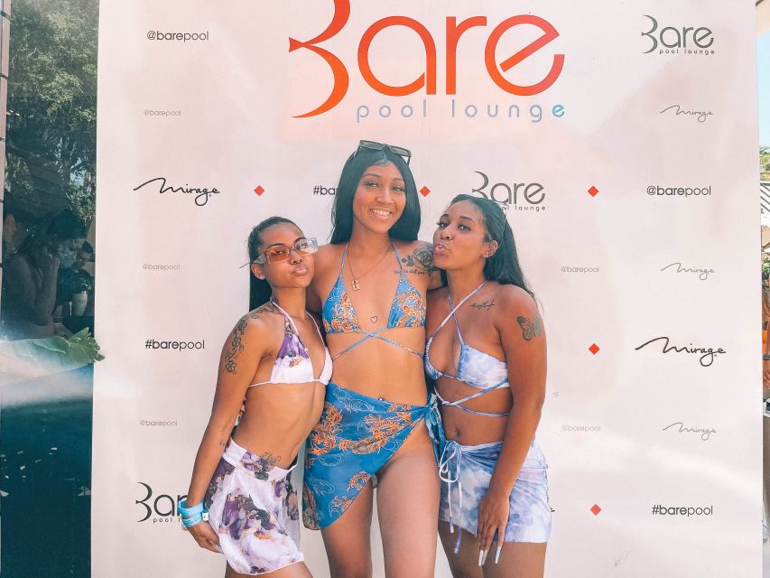 Las Vegas: Pool Crawl with Free Drinks on the Party Bus - The final pool club: two and a half hours of music and water