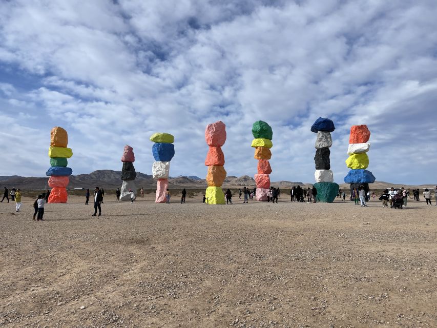 Las Vegas: Private 7 Magic Mountains and Vegas Sign Car Trip - Key points to know before booking