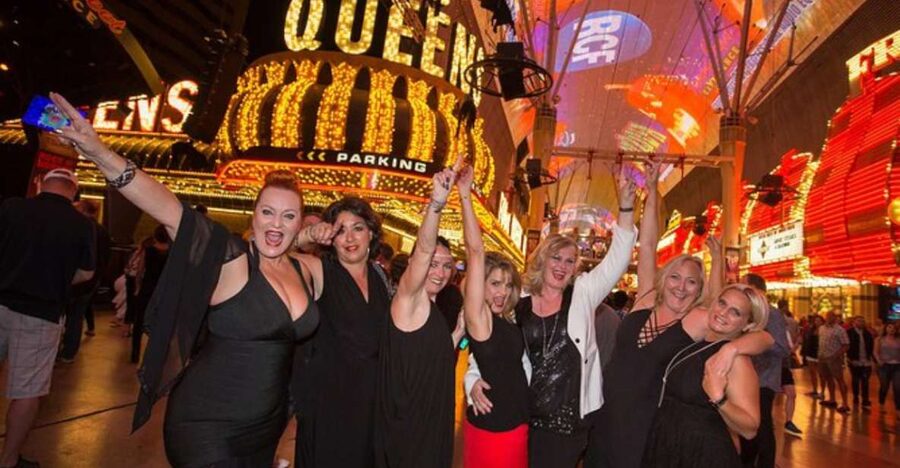 Las Vegas: Private Party Bus Tour Of Vegas Strip w Champagne - A private party bus instead of a standard Strip tour