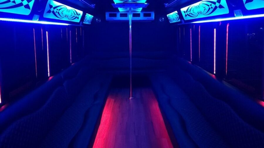 Las Vegas: Private Party Bus Tour Of Vegas Strip w Champagne - Choosing your Las Vegas Strip route