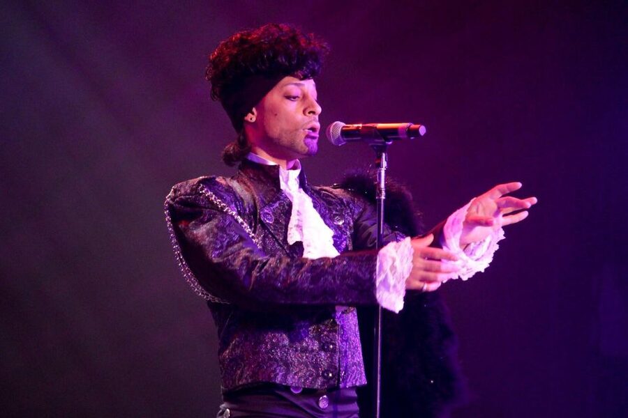 Las Vegas: Purple Reign, Ultimate Prince Tribute Show - Practical details that can shape your night