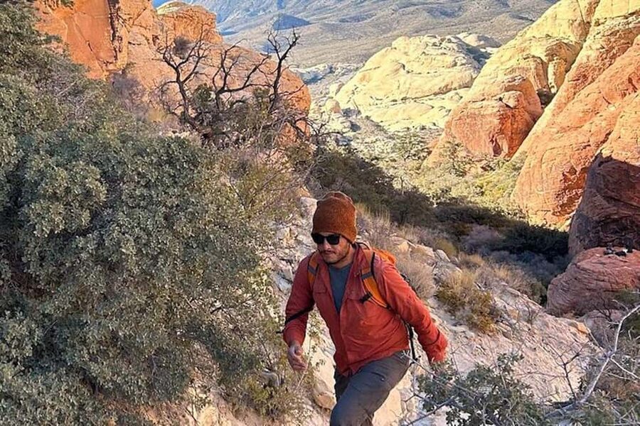 Las Vegas: Red Rock Canyon Guided Hike with Pickup - Choosing between easy walking and rock scrambling