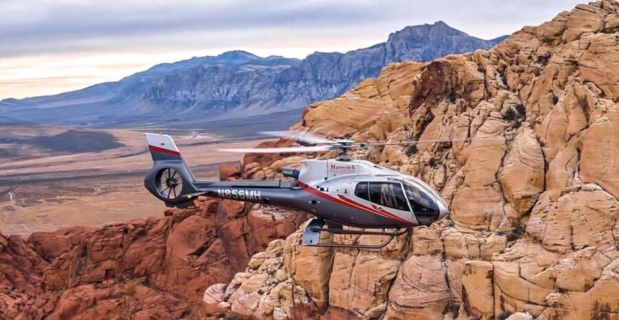 Las Vegas: Red Rock Canyon Helicopter Landing Tour - Sunset or daylight: choose with care