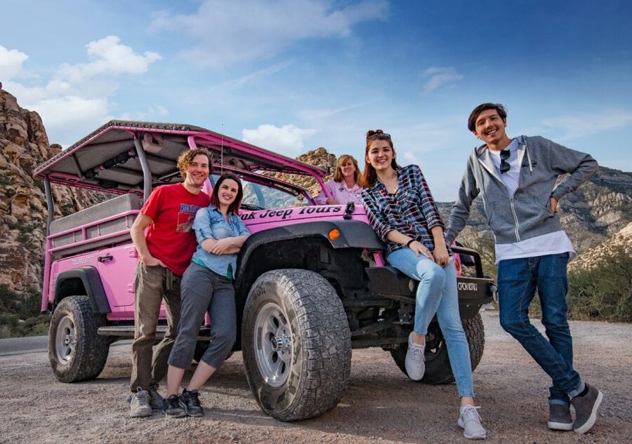 Las Vegas: Red Rock Canyon Tour & Rocky Gap 4x4 Adventure - The open-air Jeep makes the scenery easier to read