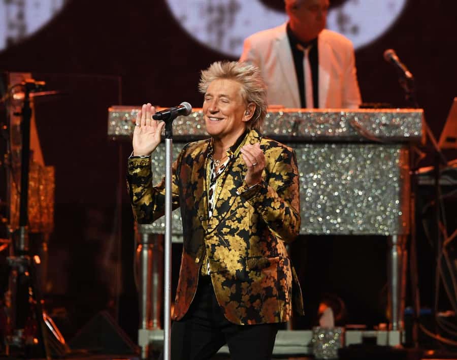 Las Vegas: Rod Stewart “The Encore Shows” at the Colosseum - Why Rod Stewart still works in a Las Vegas residency