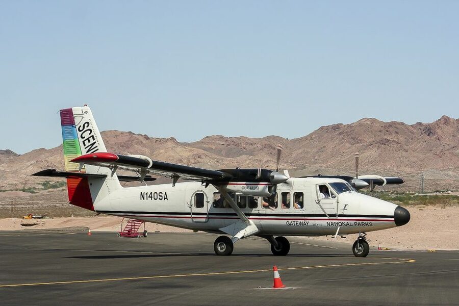 Las Vegas: Roundtrip Flight to Grand Canyon & Hummer Tour - Why fly from Boulder City instead of taking the bus?