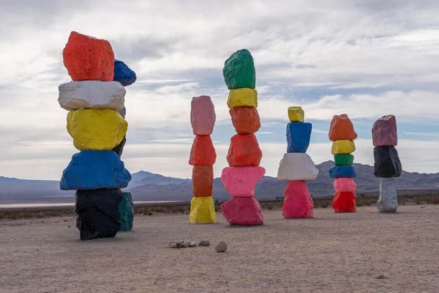 Las Vegas: Seven Magic Mountains Desert Tour - Seven Magic Mountains in the Ivanpah Valley