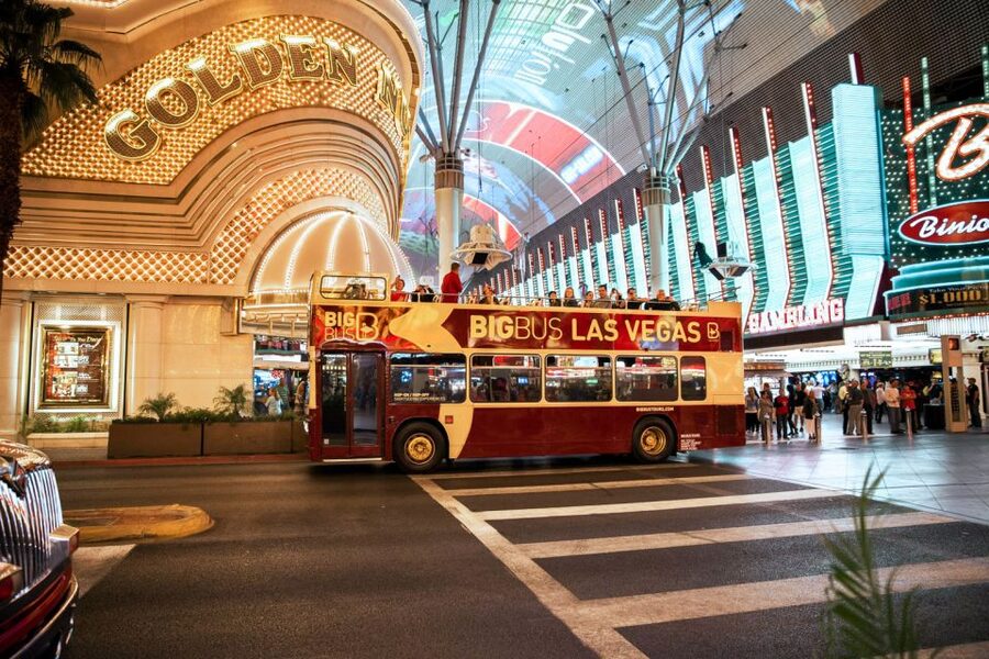 Las Vegas: Sightseeing Night Tour by Open-top Bus - Why this two-hour ride works so well at night