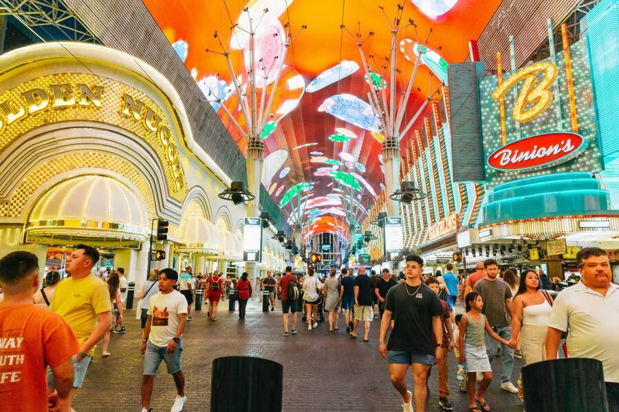 Las Vegas: Sightseeing Night Tour by Open-top Bus - The Strip at night: big sights, little details