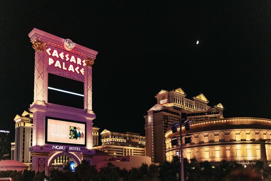 Las Vegas: Sightseeing Night Tour by Open-top Bus - Commentary that adds more than casino names