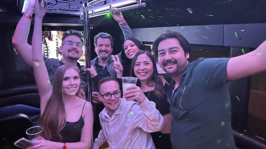 Las Vegas: Skip-the-Line VIP Nightclub Crawl - Dress correctly or risk losing the night