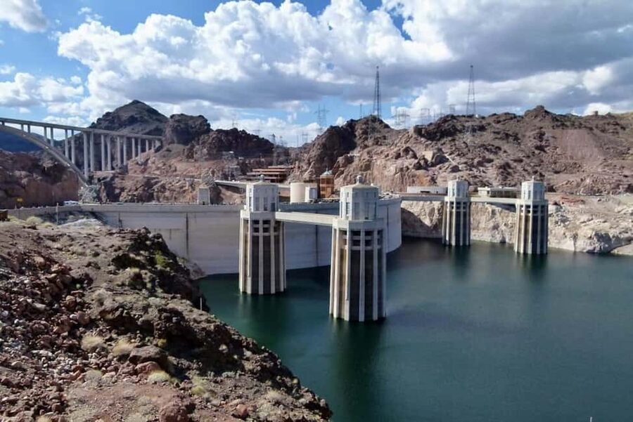 Las Vegas: Small Group Hoover Dam, Power Plant & Bridge Tour - Why Hoover Dam works well as a half-day outing