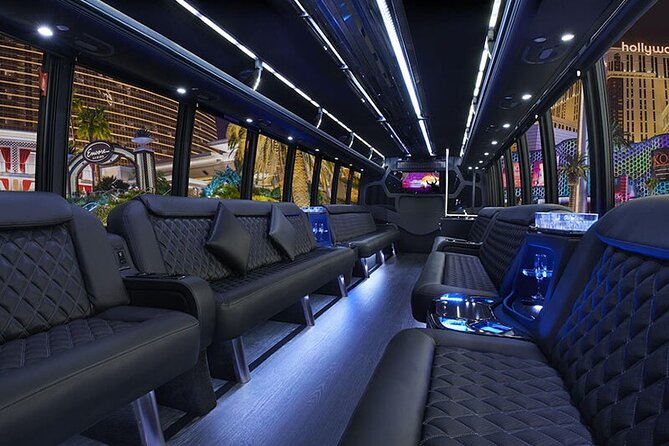 Las Vegas Strip at night like a Star with champagne by luxury limo - 3 or 5 hrs - How the limo works for families and larger groups