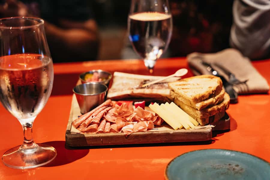 Las Vegas Strip: Foodie Walking Tour - Buddy Valastro adds savory family recipes