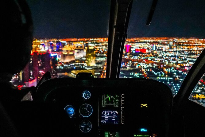 Las Vegas Strip Highlights by Helicopter at Night - From the Strip to downtown Las Vegas