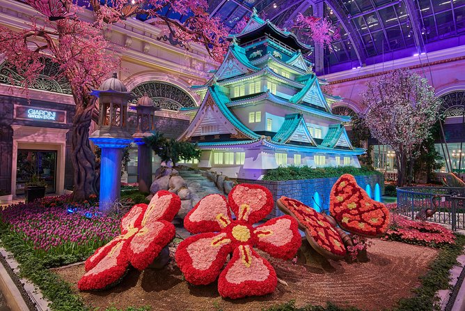 Las Vegas Strip Walking Tour - Bellagio Conservatory and Botanical Garden