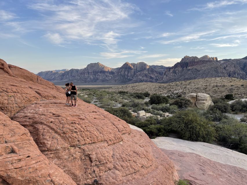 Las Vegas: Sunset Hike and Photography Tour Near Red Rock - Who will get the most from this outing