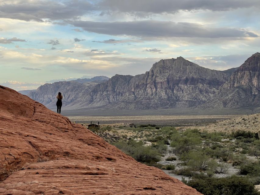 Las Vegas: Sunset Hike and Photography Tour Near Red Rock - Photography is more than a quick group snapshot