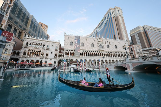 Las Vegas Super Saver: Madame Tussauds with Gondola Boat Ride - Reserving the outdoor Grand Canal gondola