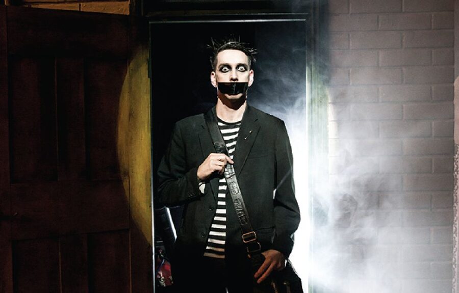 Las Vegas: Tape Face Show at the MGM Grand - Why Tape Face works without a script of spoken jokes