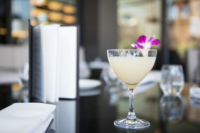Las Vegas: The Strip's Celebrity Chefs Tour or Downtown Food Tour - Who should take this food tour?